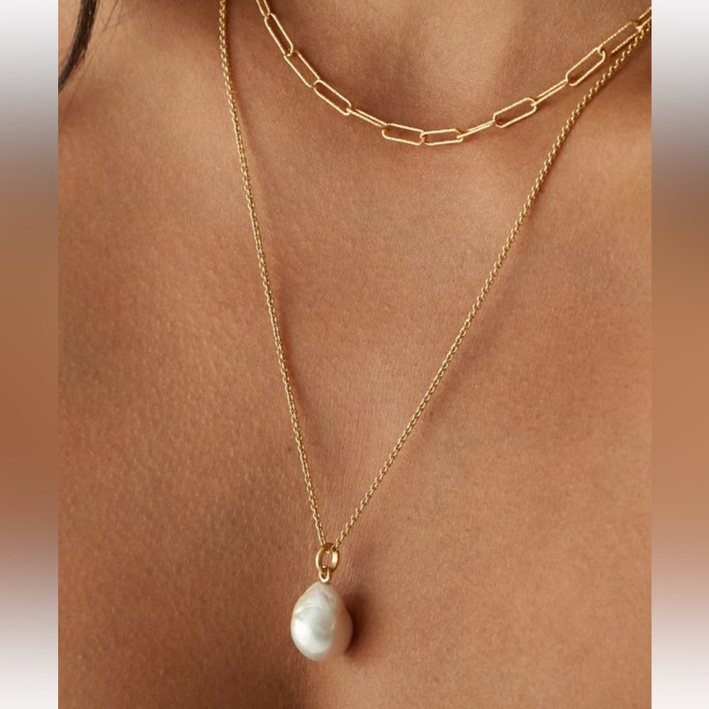 Brand new Monica Vinader baroque necklace with pearl